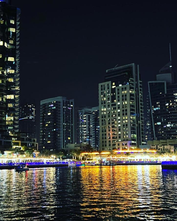Lunar Hostel - Jbr Dubaj Exteriér fotografie