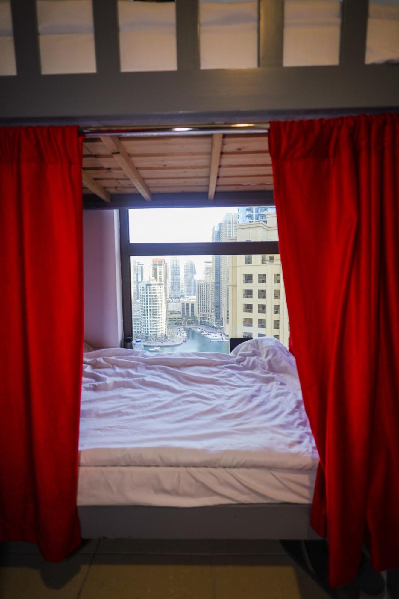 Lunar Hostel - Jbr Dubaj Exteriér fotografie